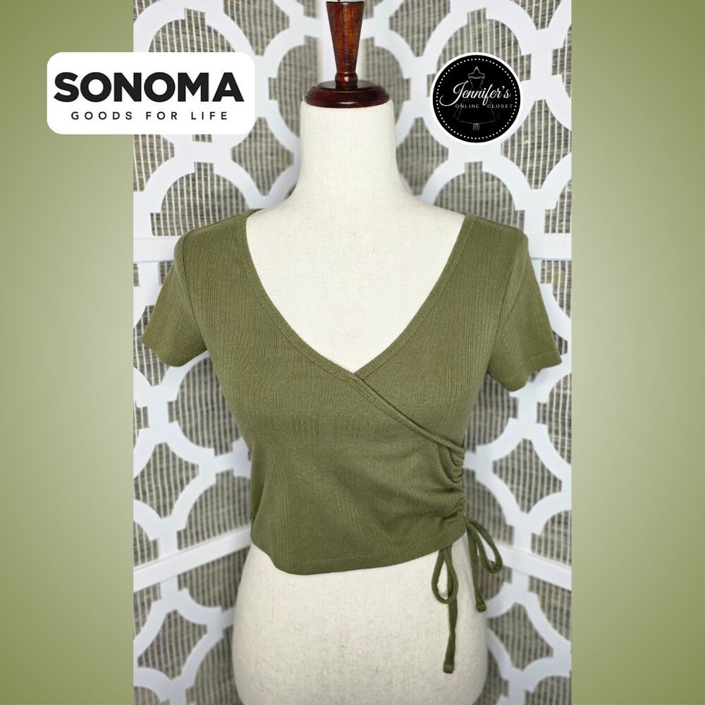 SO Juniors Green Faux Wrap Side Cinch with Tie Short Sleeve Crop Top Size XS